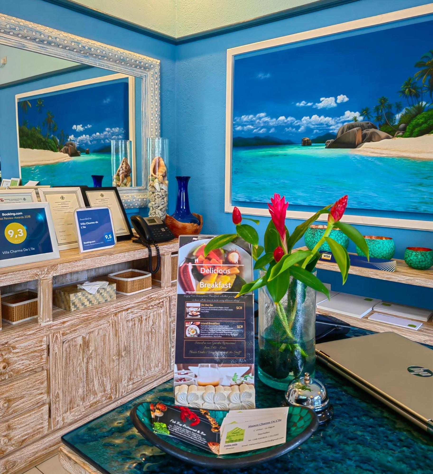 Villa Charme De L'Ile ラ・ディーグ島 エクステリア 写真